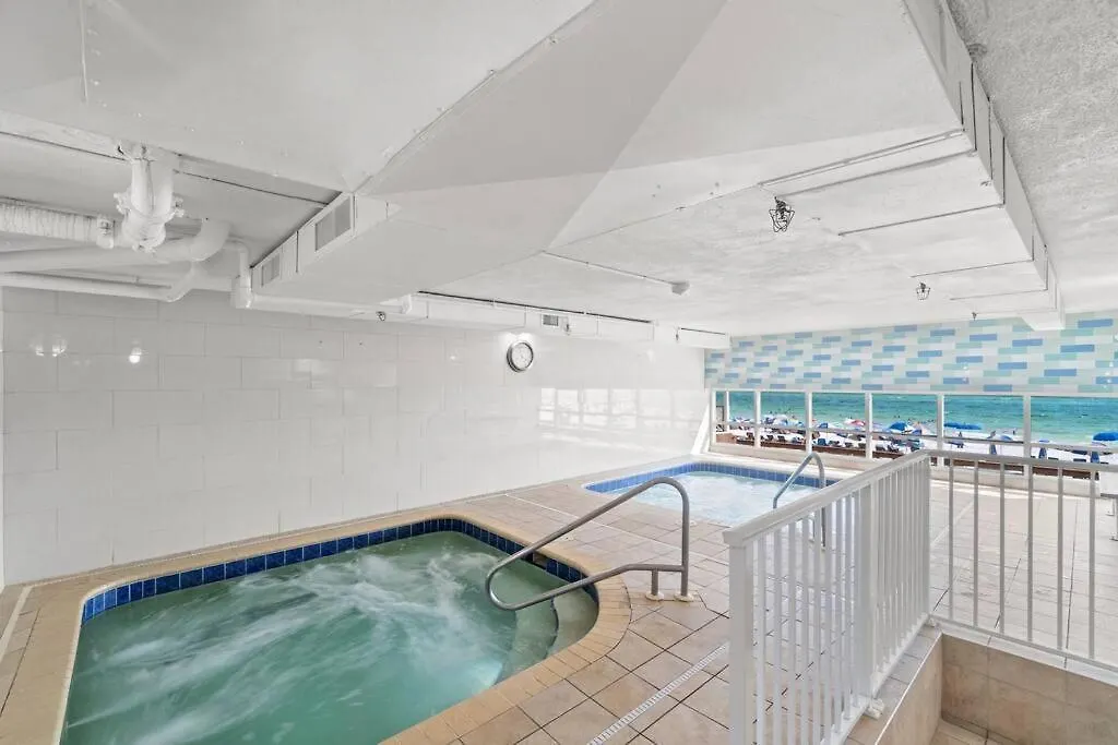 Ocean Front Condo 29Th Floor - Must Be 25 To Book Panama City Beach